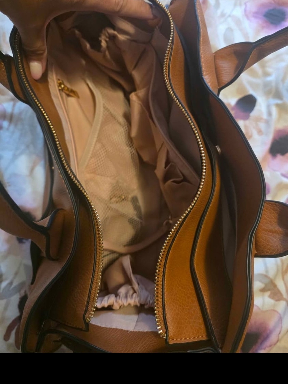 Poppy & Peonies Cognac Uptown Tote - Picture 6 of 7